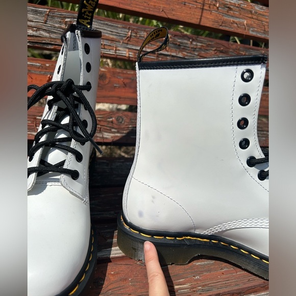 Dr. Martens White Leather Lace-Up 1460W Boots. Combat 8eye boots. NWOB Sz-8L. O - Picture 13 of 16